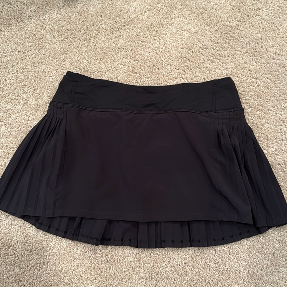 Lulu lemon skort